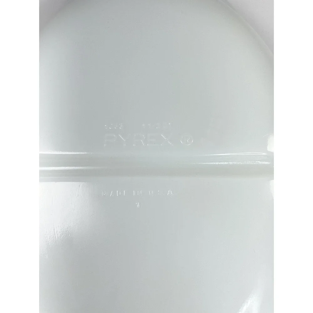 Pyrex vintage opal